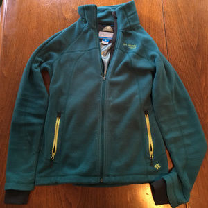SOLD Titanium Omni Heat Green Fleece Jacket